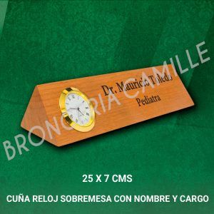 CUÑA RELOJ SOBREMESA CON NOMBRE Y CARGO