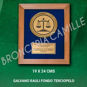 Galvano Rauli fondo terciopelo