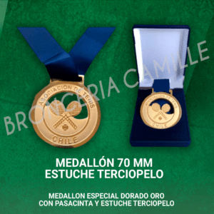 MEDALLON ESPECIAL DORADO ORO, CON PASACINTA Y ESTUCHE TERCIOPELO 7 CMS, 4mm GROSOR